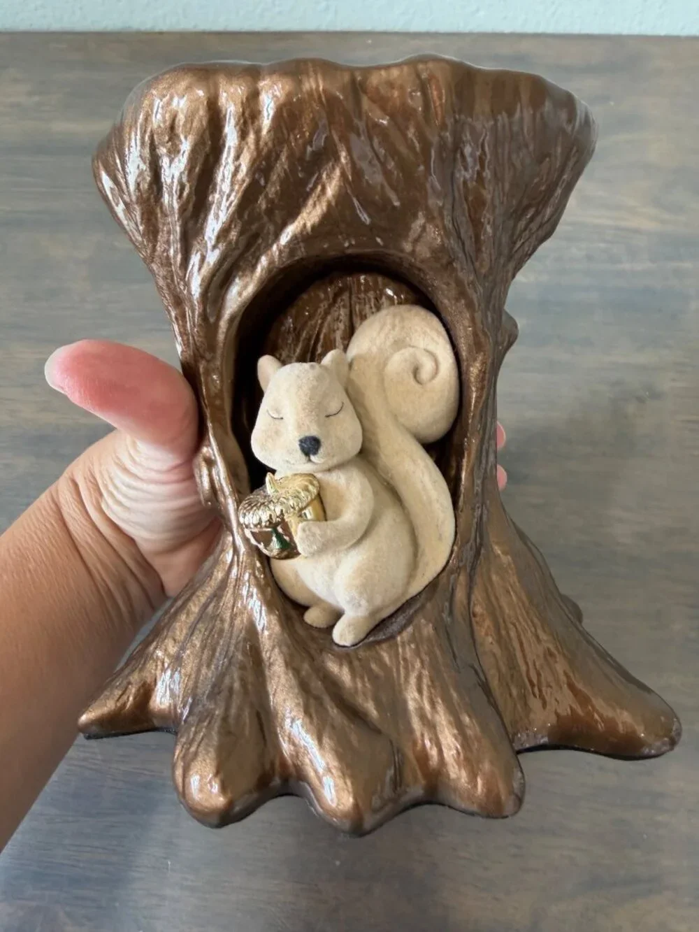 Bath and Body Works Flocked Squirrel in Tree 3 Wick Full Size Candle Holder